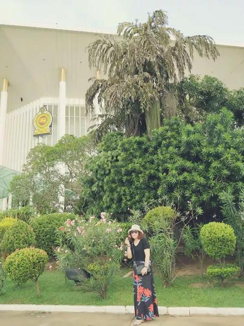 成都到斯里兰卡要几个小时