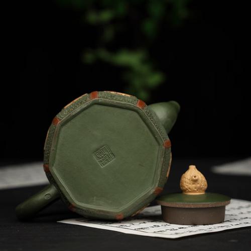 吕尧臣绞泥紫砂壶图片