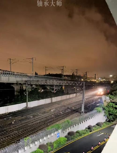 上海到拉萨火车z164