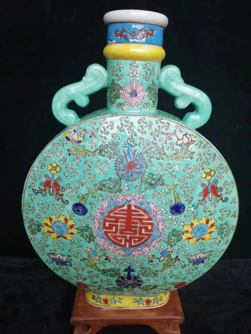 乾隆五彩瓷器什么价格