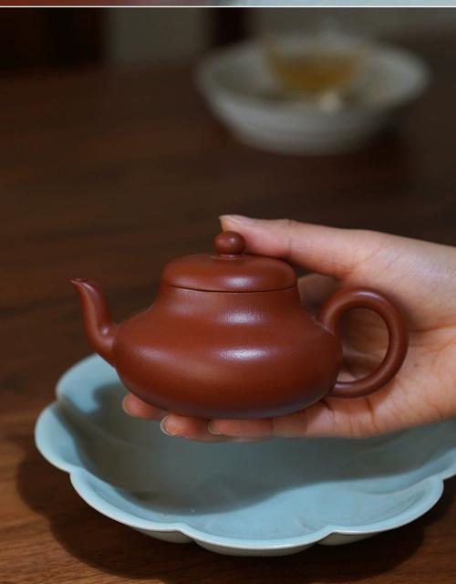 紫砂壶朱泥褶皱不明显