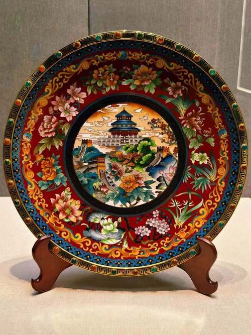 景泰年制五彩瓷器图片