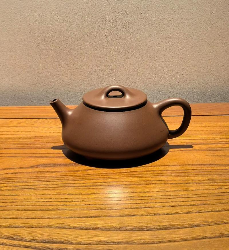 任备安汉扁紫砂壶图片