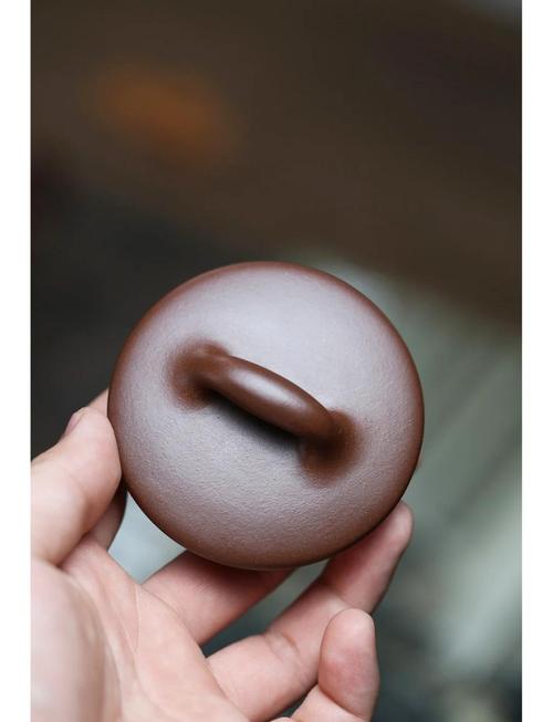 吴燕群的紫砂壶多少钱