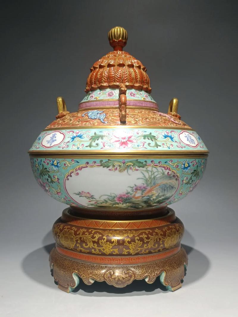 雍正邹文玉珐琅彩瓷器