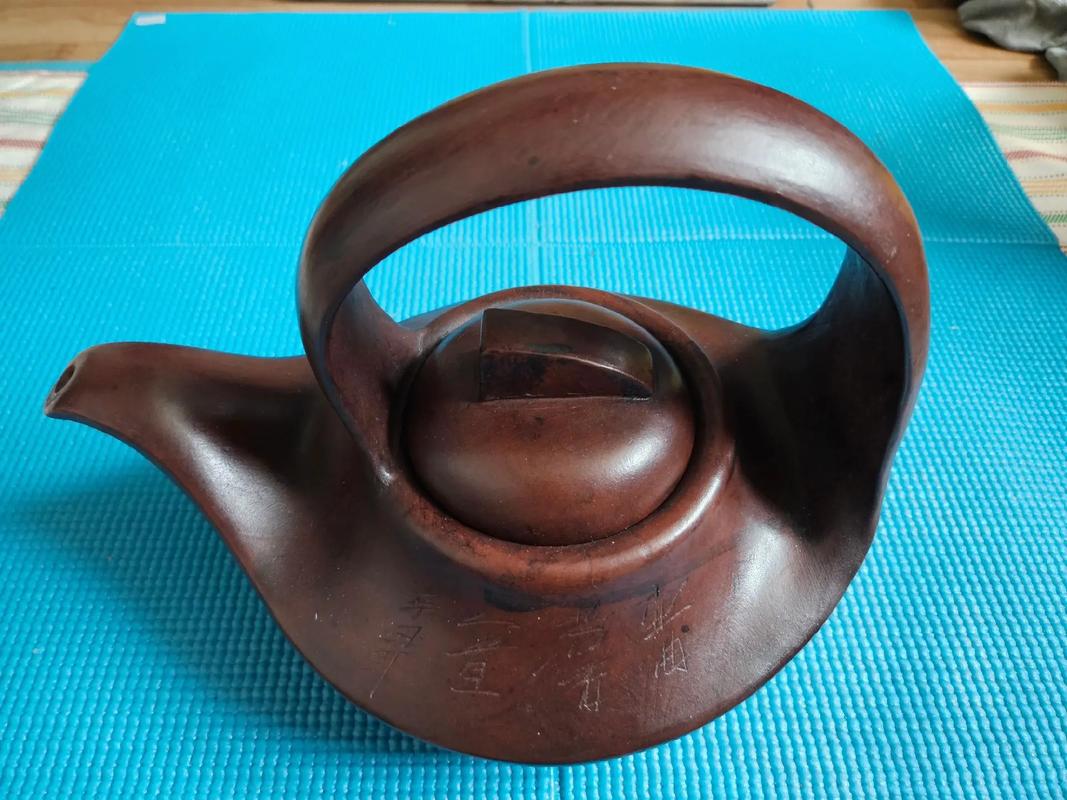 顾景舟蟹镂紫砂壶图片