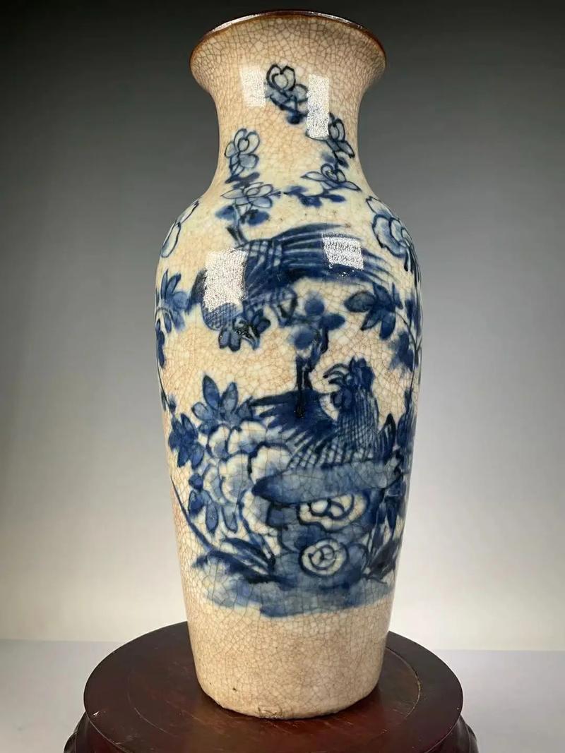 康熙哥釉青花瓷器图片