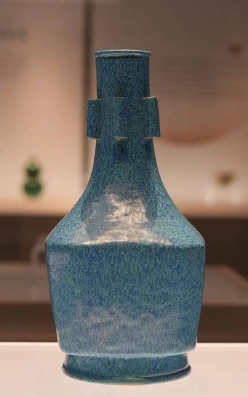 元代孔雀绿釉瓷器价格