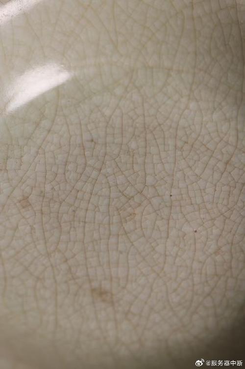 白色开片瓷器是什么窑