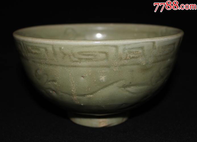 元代龙泉窑碗瓷器图片