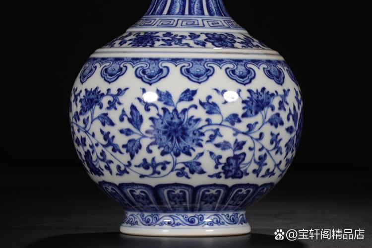 大清乾隆年制青花瓷器