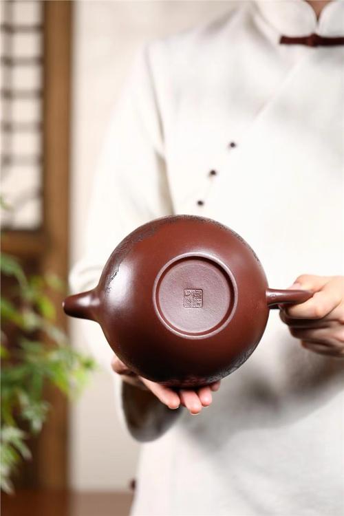 勇淑英紫砂壶图片价格