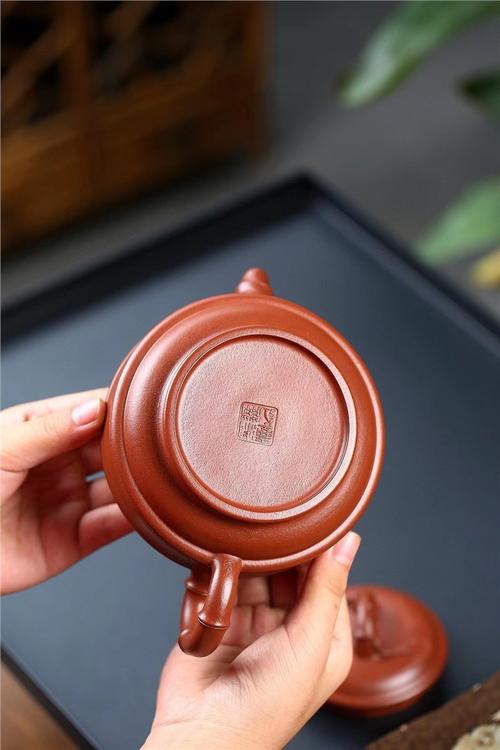 勇淑英紫砂壶图片价格