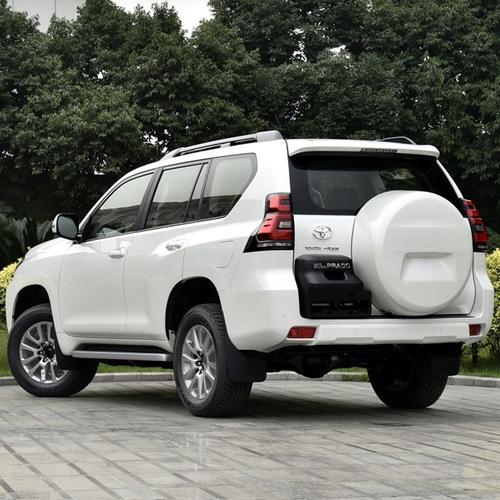 成都租丰田霸道多少钱一天