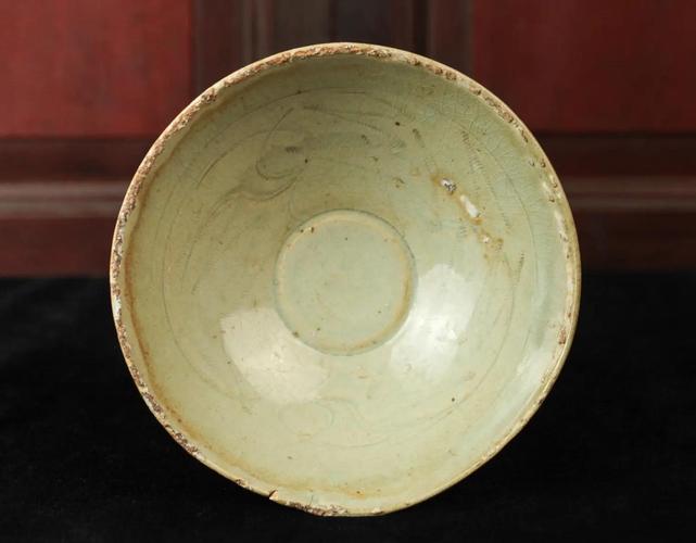 景德镇宋代精美瓷器碗