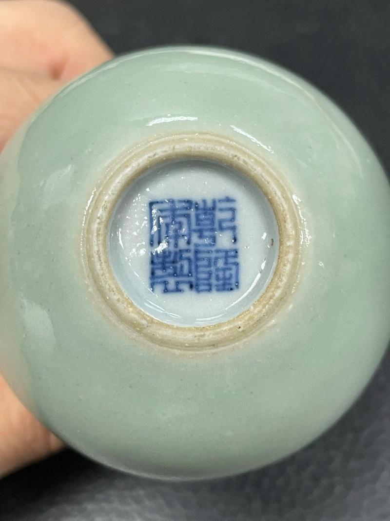 乾隆瓷器与后仿的鉴别