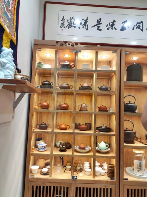 平生山隐紫砂壶工作室