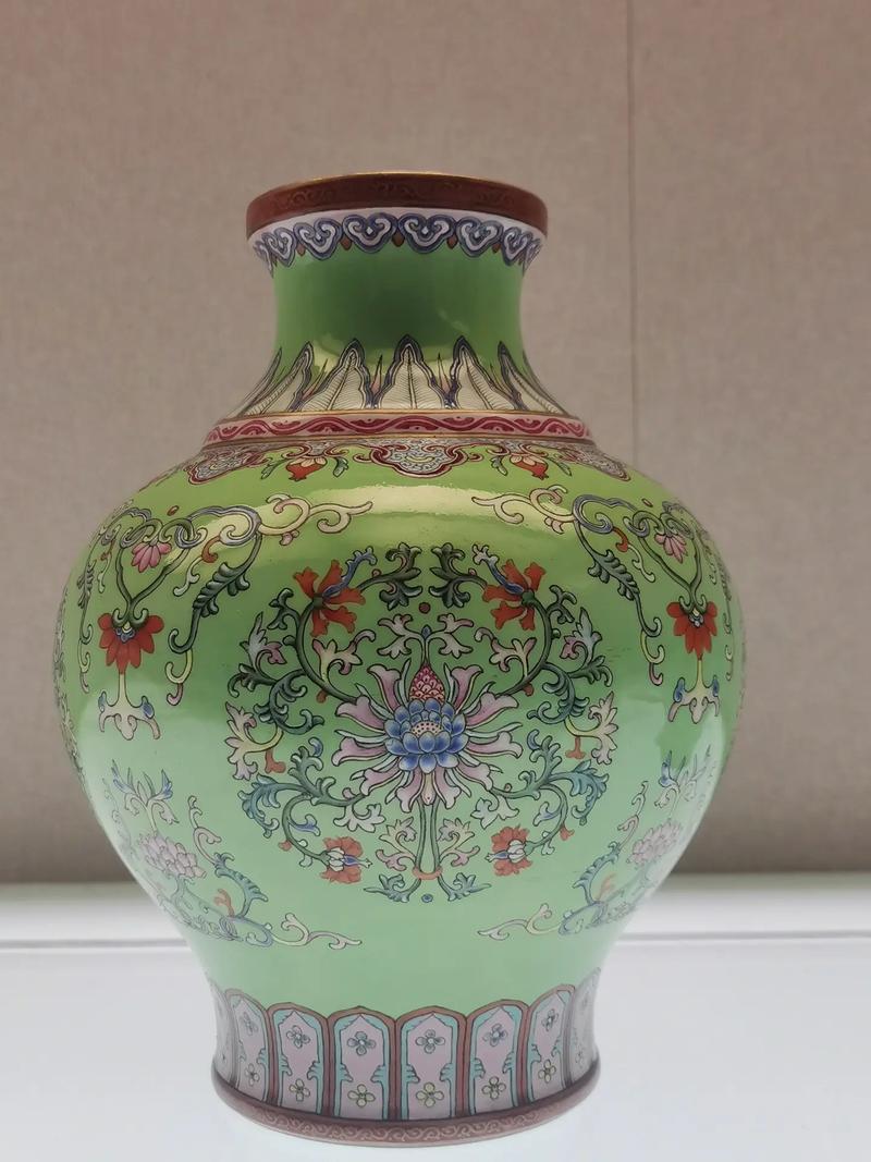 天津博物馆珐琅彩瓷器