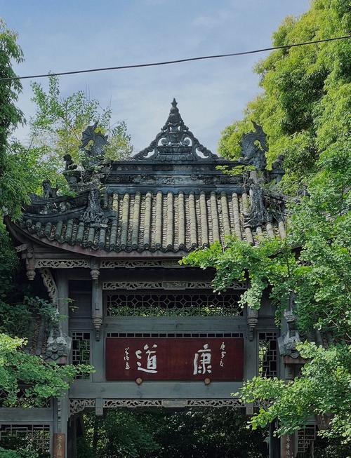 成都周边适合自驾游的地方