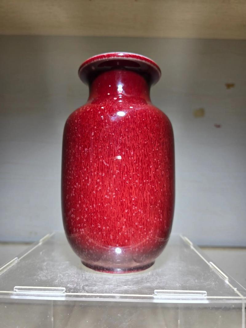 现代仿郎窑红瓷器特征