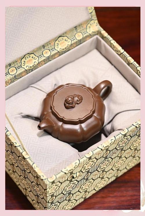 铁画轩紫砂壶值多少钱