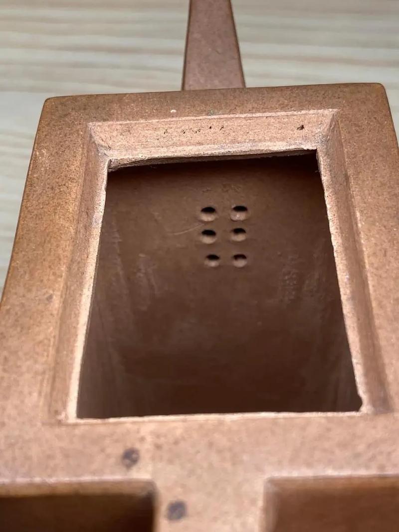 铁画轩紫砂壶值多少钱