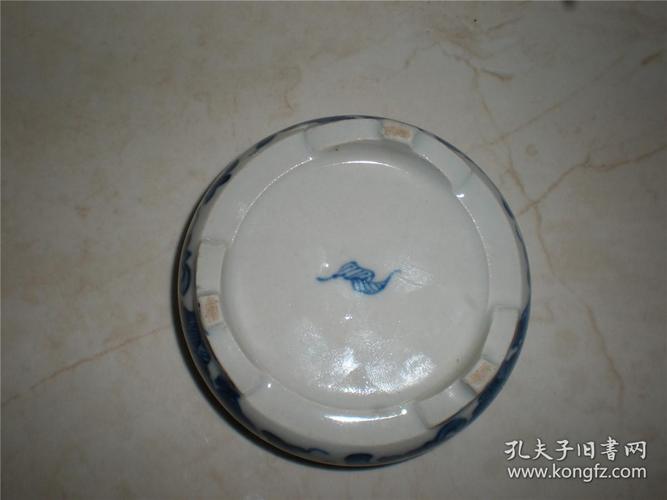 清代民窑瓷器底款树叶