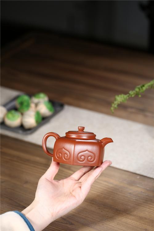 青段泥紫砂壶泡铁观音