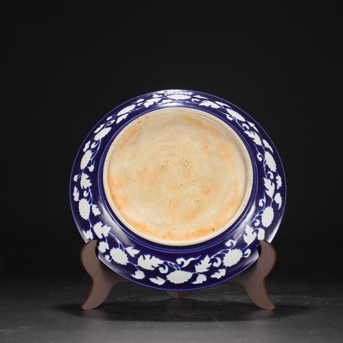 明宣德蓝釉留白瓷器盒