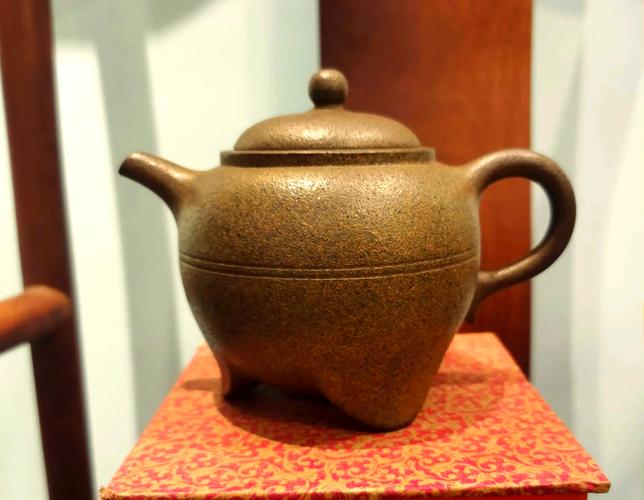 吴云山紫砂壶底款图片