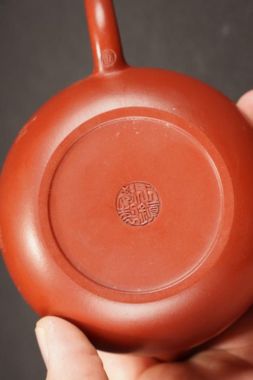 王镇学紫砂壶本人照片