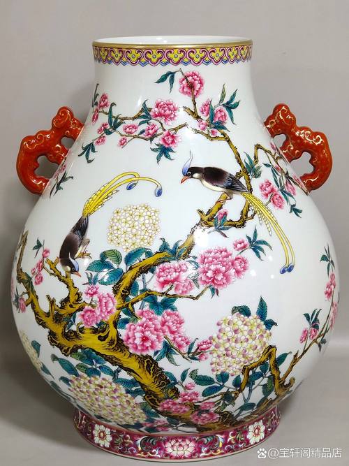 大清乾隆制瓷器花鸟图