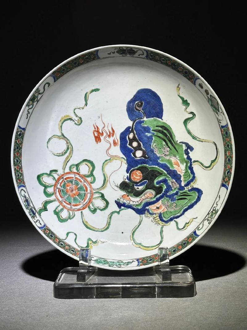 清朝早期五彩瓷器图片