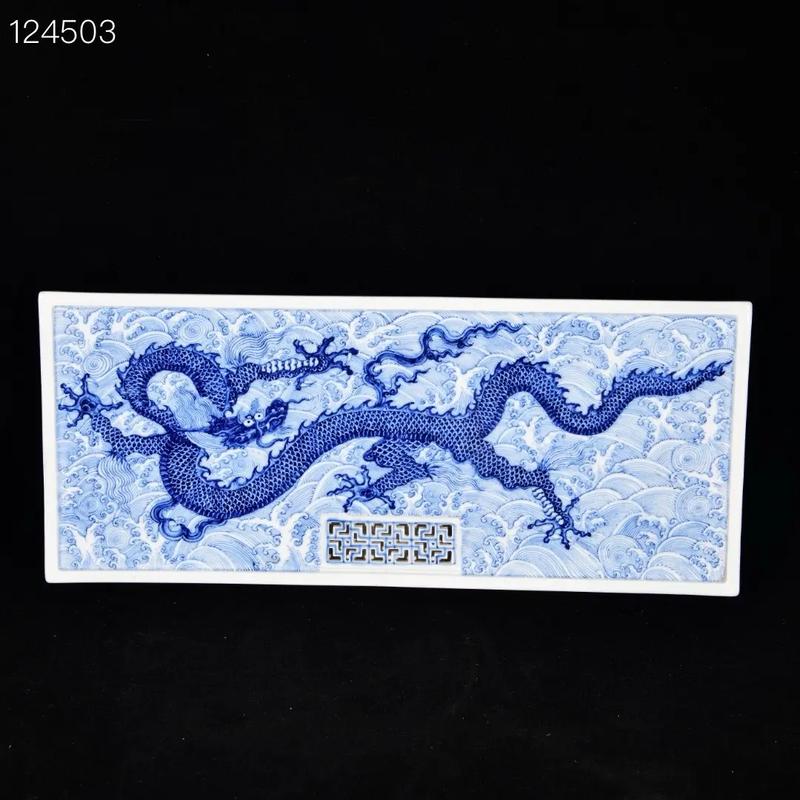 大明成化青花瓷器价格