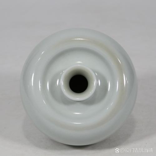 青花釉里红瓷器苹果樽