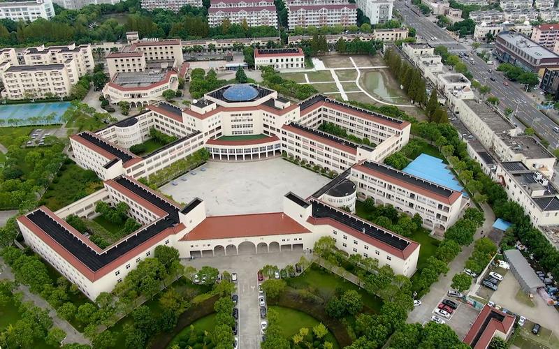 上海市奉贤中等专业学校