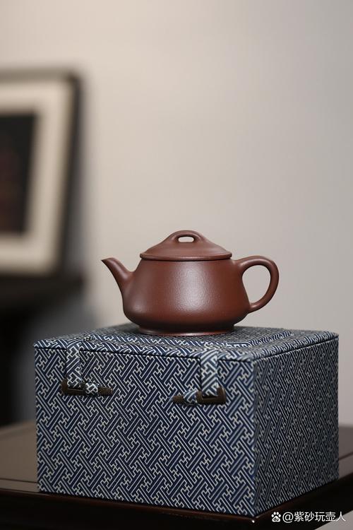 紫砂壶周彦锋简介价格