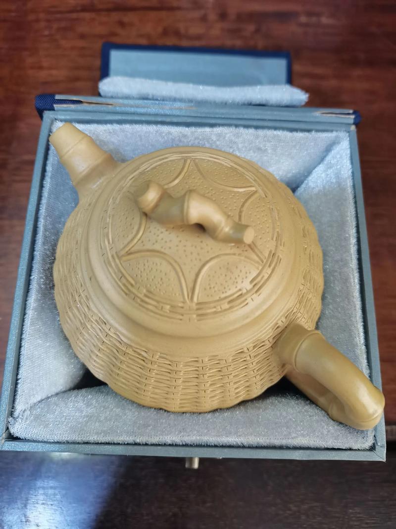 杭菊芬紫砂壶印章图片