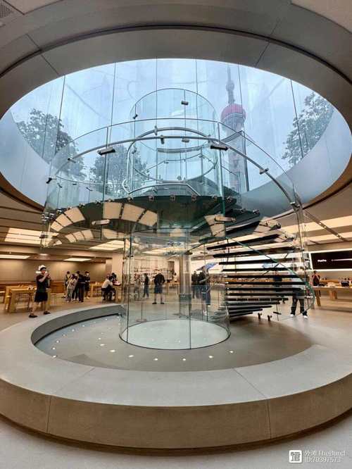 上海陆家嘴苹果旗舰店