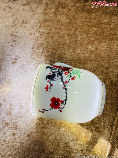 啥年代瓷器含大球泥瓷