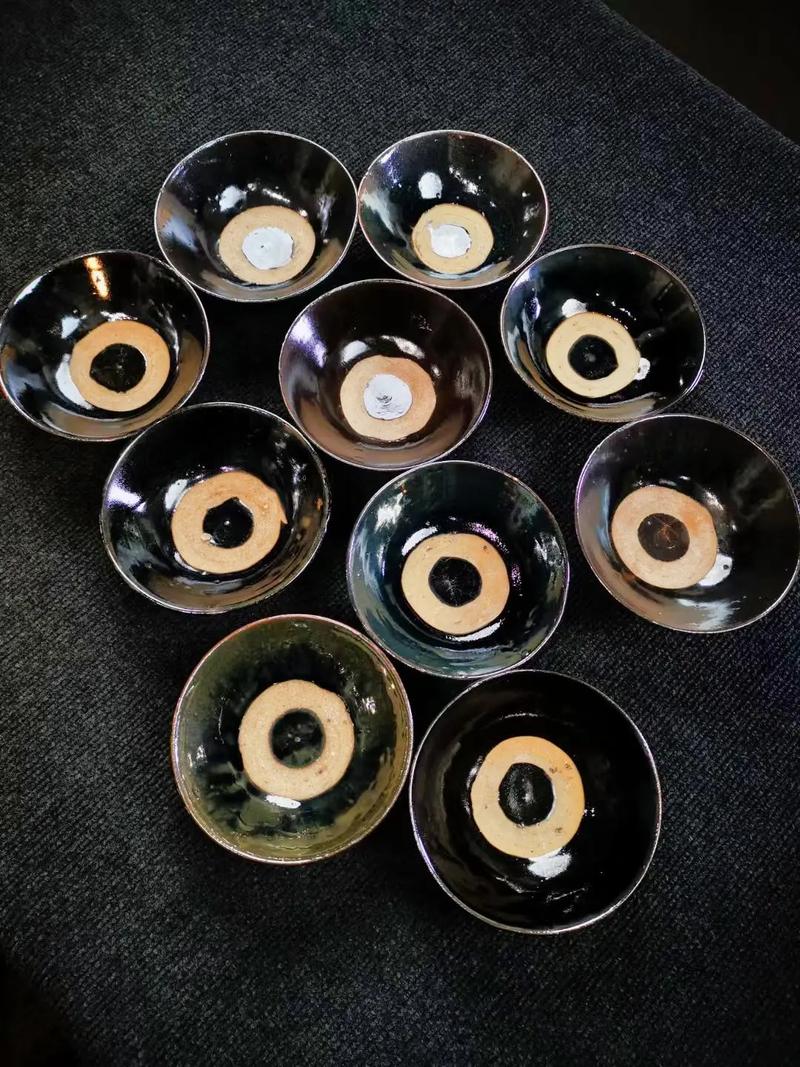 民国黑釉瓷器图片价格