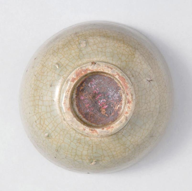 龙泉窑瓷器龙凤碗图片