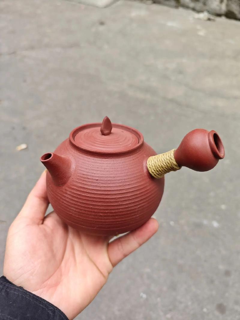 紫砂壶开壶煮出了颜色