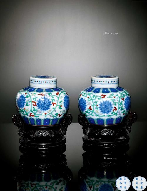 康熙斗彩瓷器图片价格