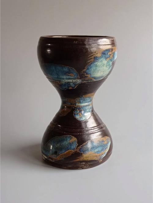 瓷器上面几个孔的乐器