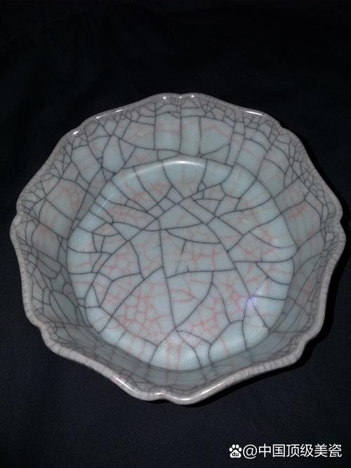 宋代出土官窑瓷器图片