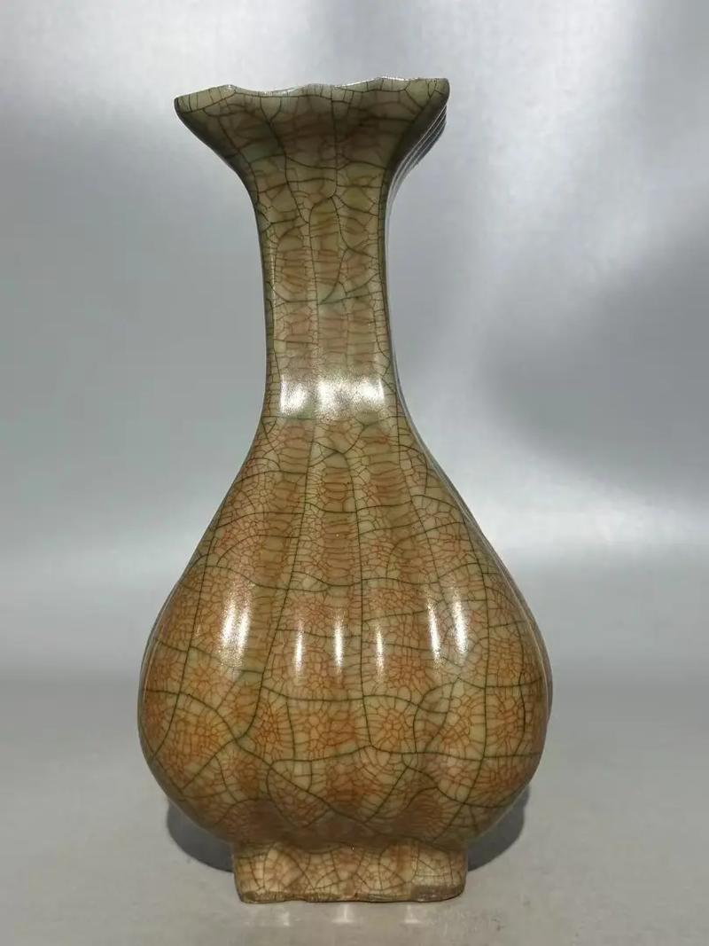 宋代出土官窑瓷器图片