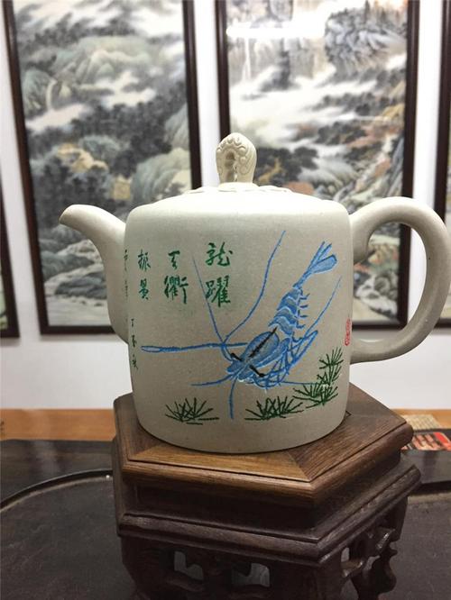 吴建荣紫砂壶本人照片