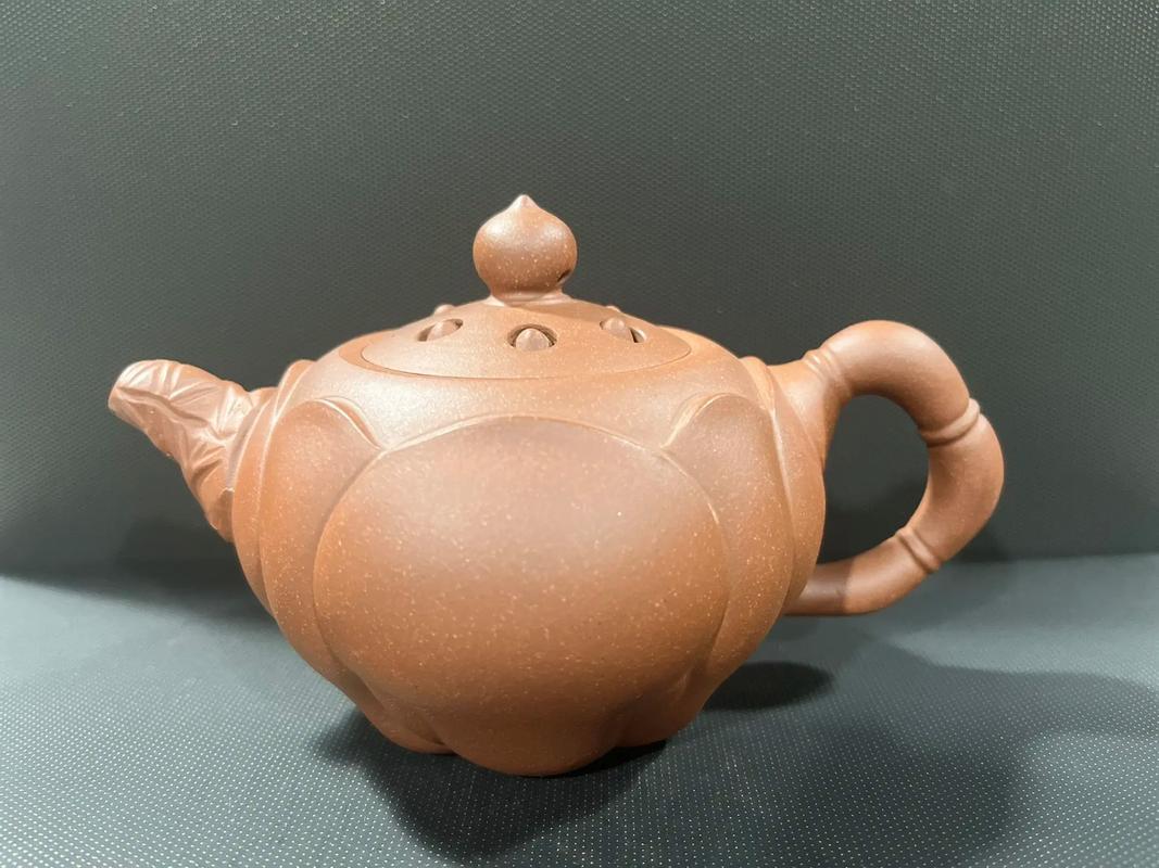 高建芳早期紫砂壶图片