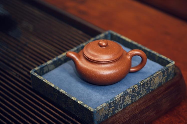 清水泥紫砂壶包浆图片